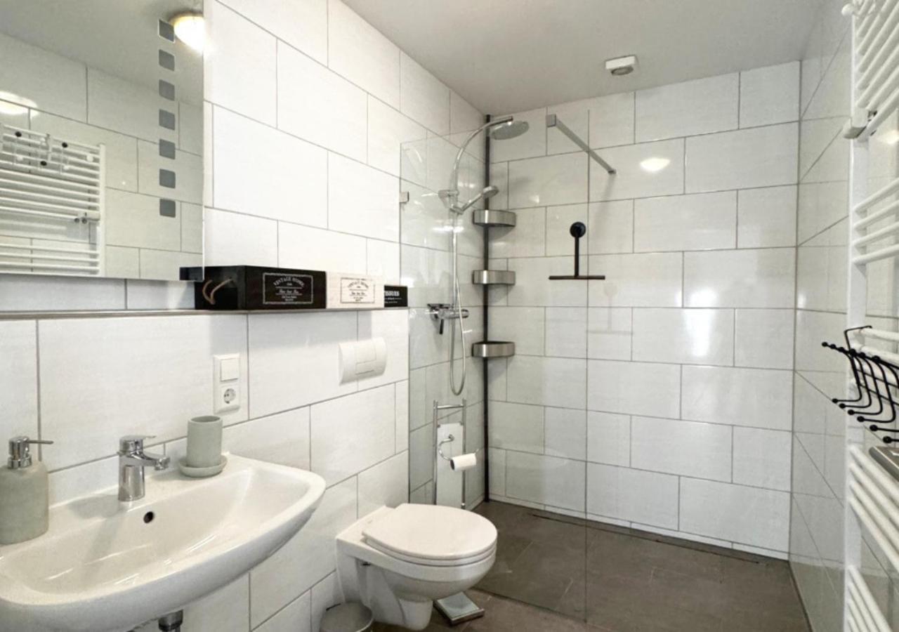 Greenhouse Living Apartment Nivis Mit Garten - 4 Minuten Nach Winterberg - Wandern, Mountainbike Fahren - Natur Geniessen 메데바흐 외부 사진