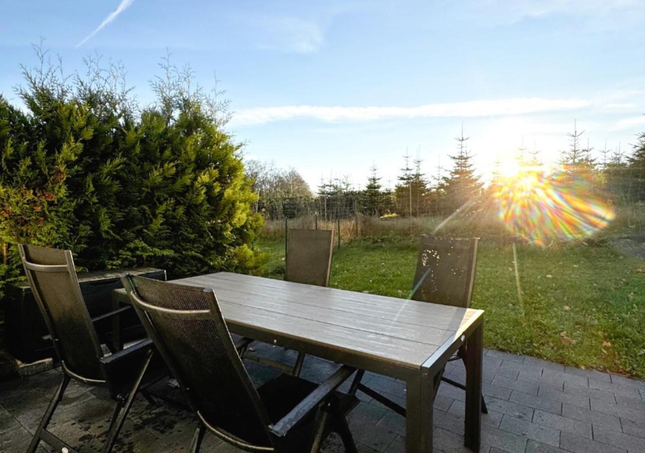Greenhouse Living Apartment Nivis Mit Garten - 4 Minuten Nach Winterberg - Wandern, Mountainbike Fahren - Natur Geniessen 메데바흐 외부 사진